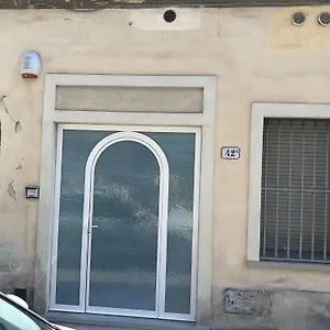 https://apt-san-frediano.it-tuscanyhotel.com
